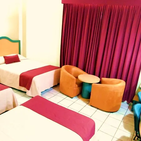 Hotel Madrid Minatitlan Exterior photo